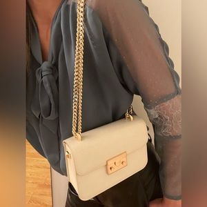 CHARLES & KEITH - Croc Effect Chain Strap Crossbody Bag - Chalk